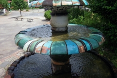 Hundertwassers fontæne v/universitetet